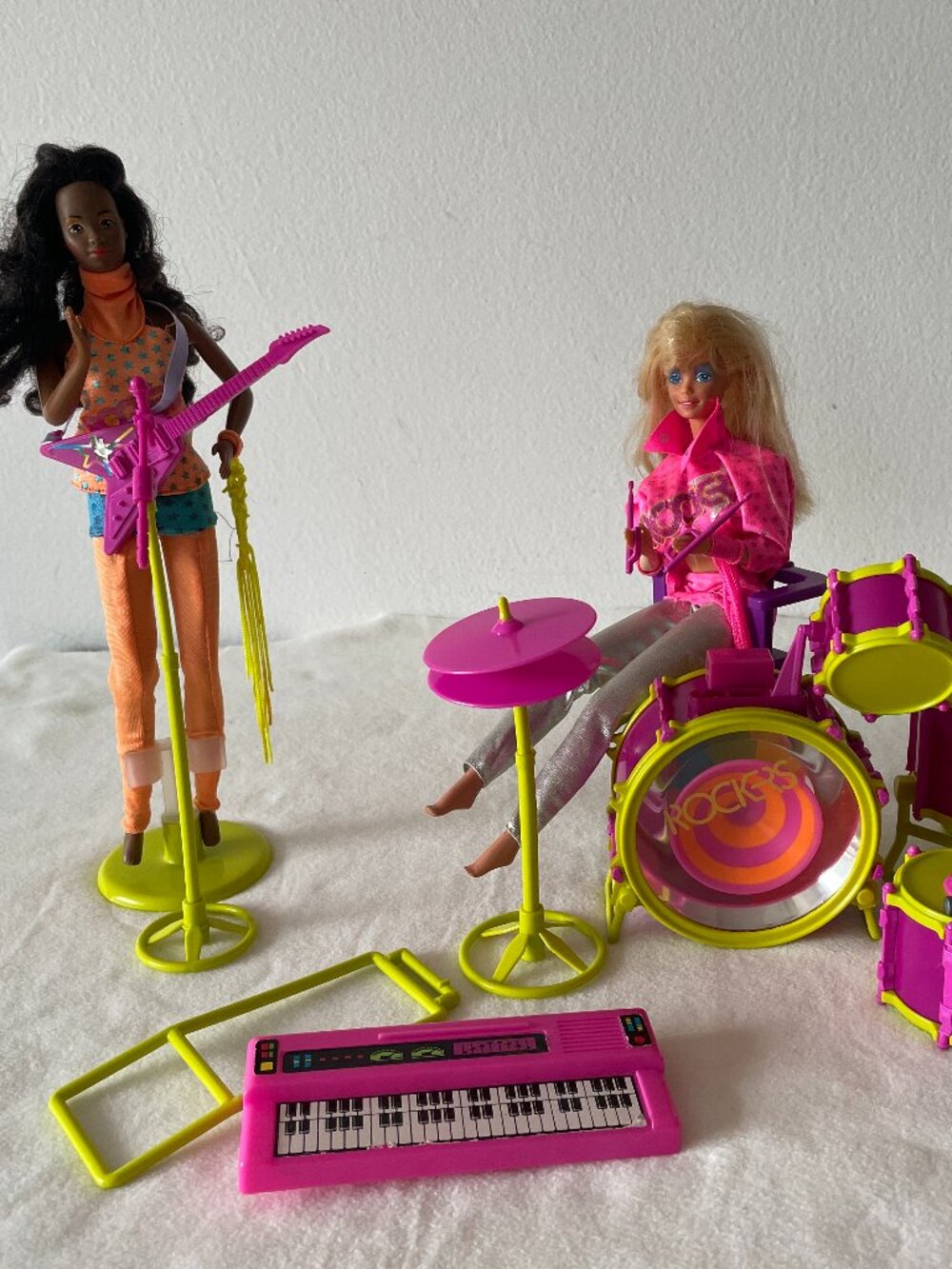Barbie and the Rockers- NEARLY COMPLETE SET w Barbie And Dee Dee- VTG 1980s